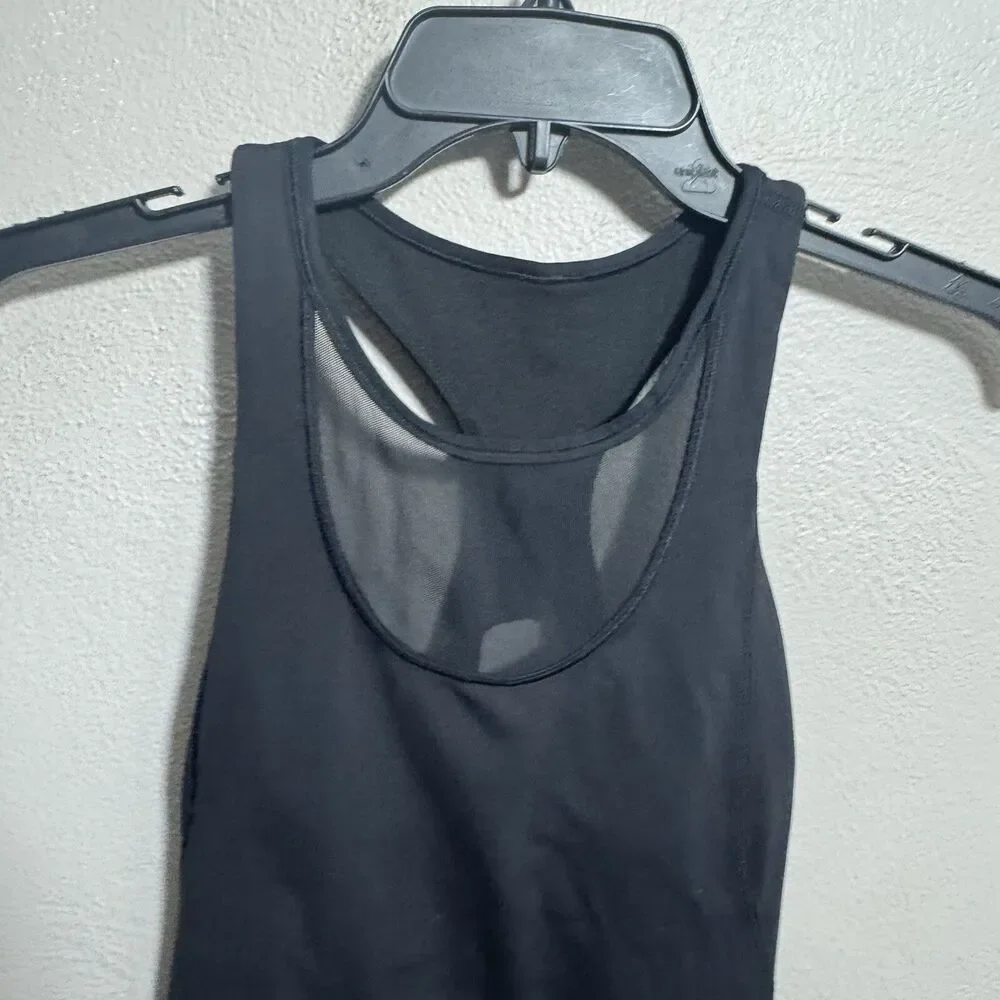 Lululemon Black Mesh Tank Top Size 4 Shelf Bra No Cups Racerback